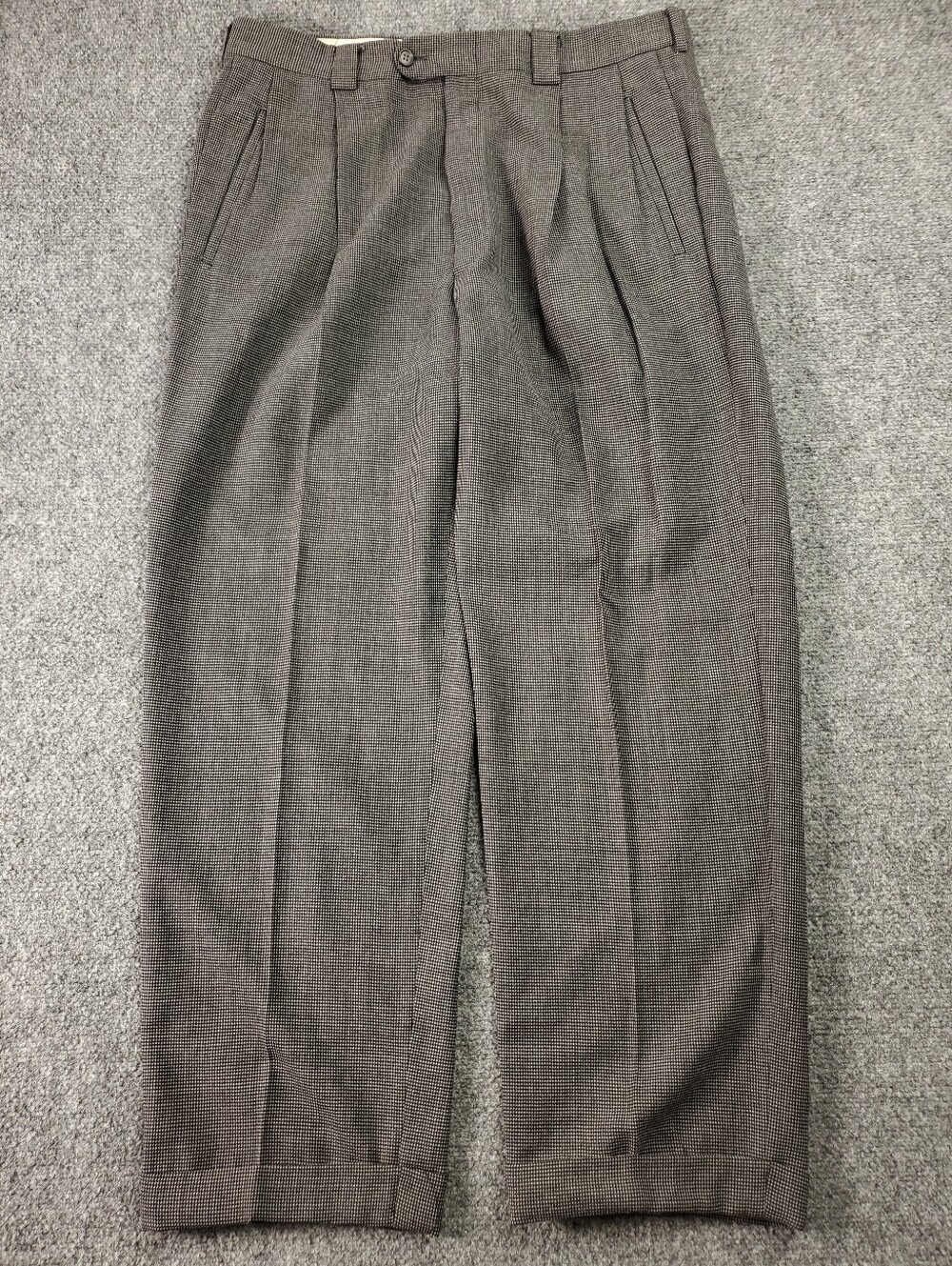 Corneliani Dress Pants Mens 34 Pleated Trousers Slacks Cuffed Gray Micro Check